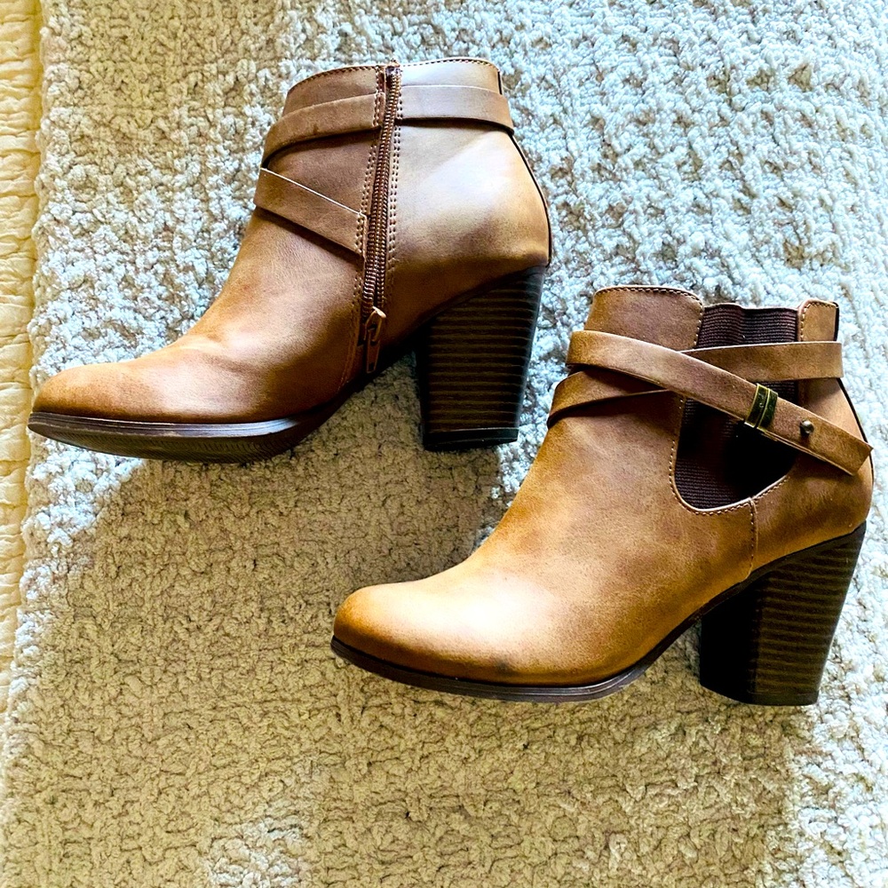 Ankle boots